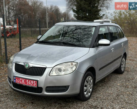 Сірий Шкода Фабія, об'ємом двигуна 1.39 л та пробігом 227 тис. км за 5500 $, фото 7 на Automoto.ua