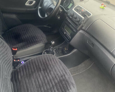 Серый Шкода Фабия, объемом двигателя 1.2 л и пробегом 274 тыс. км за 5500 $, фото 10 на Automoto.ua