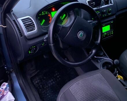 Сірий Шкода Фабія, об'ємом двигуна 1.4 л та пробігом 479 тис. км за 3550 $, фото 3 на Automoto.ua