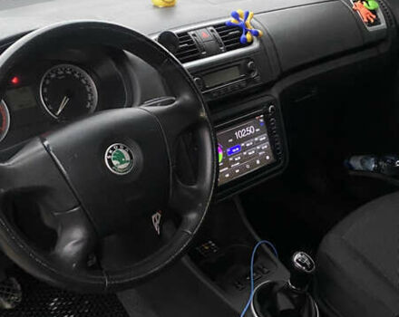 Серый Шкода Фабия, объемом двигателя 1.4 л и пробегом 395 тыс. км за 4200 $, фото 8 на Automoto.ua