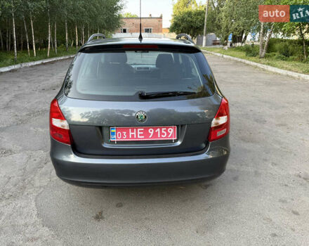 Сірий Шкода Фабія, об'ємом двигуна 1.6 л та пробігом 218 тис. км за 6100 $, фото 4 на Automoto.ua