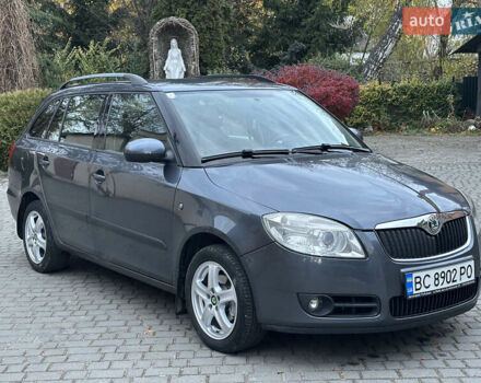 Сірий Шкода Фабія, об'ємом двигуна 1.2 л та пробігом 232 тис. км за 4200 $, фото 1 на Automoto.ua