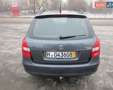 Серый Шкода Фабия, объемом двигателя 1.6 л и пробегом 180 тыс. км за 6500 $, фото 6 на Automoto.ua