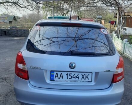 Серый Шкода Фабия, объемом двигателя 1.4 л и пробегом 208 тыс. км за 5500 $, фото 1 на Automoto.ua