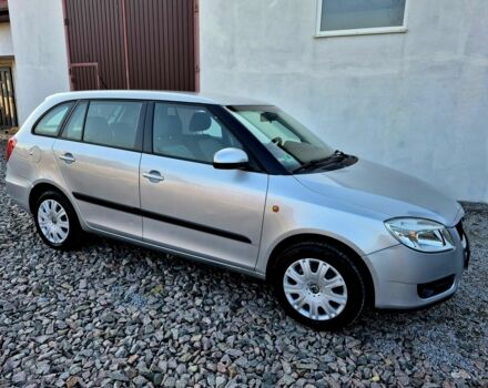 Серый Шкода Фабия, объемом двигателя 1.2 л и пробегом 237 тыс. км за 3999 $, фото 1 на Automoto.ua