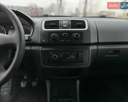 Сірий Шкода Фабія, об'ємом двигуна 1.39 л та пробігом 217 тис. км за 5700 $, фото 29 на Automoto.ua