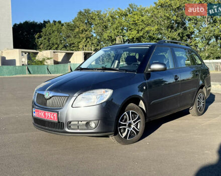 Сірий Шкода Фабія, об'ємом двигуна 1.4 л та пробігом 218 тис. км за 5800 $, фото 1 на Automoto.ua