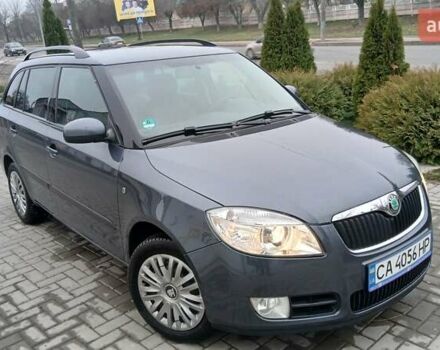 Серый Шкода Фабия, объемом двигателя 1.39 л и пробегом 232 тыс. км за 6500 $, фото 42 на Automoto.ua