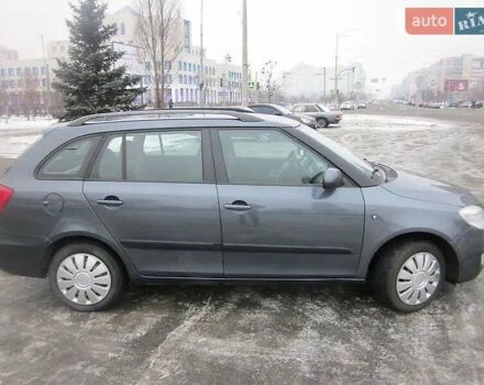 Серый Шкода Фабия, объемом двигателя 1.6 л и пробегом 180 тыс. км за 6500 $, фото 7 на Automoto.ua