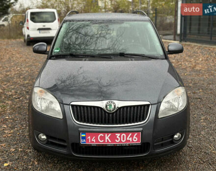 Сірий Шкода Фабія, об'ємом двигуна 1.39 л та пробігом 217 тис. км за 5700 $, фото 4 на Automoto.ua