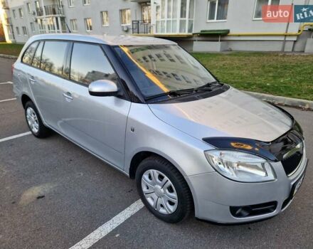 Серый Шкода Фабия, объемом двигателя 1.4 л и пробегом 147 тыс. км за 5600 $, фото 14 на Automoto.ua