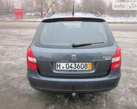 Серый Шкода Фабия, объемом двигателя 1.6 л и пробегом 180 тыс. км за 6500 $, фото 4 на Automoto.ua