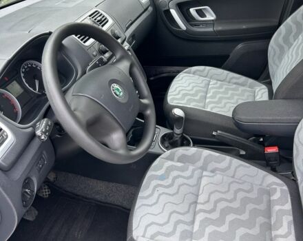 Серый Шкода Фабия, объемом двигателя 1.4 л и пробегом 230 тыс. км за 5350 $, фото 5 на Automoto.ua