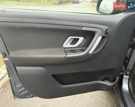 Сірий Шкода Фабія, об'ємом двигуна 1.6 л та пробігом 195 тис. км за 6500 $, фото 14 на Automoto.ua