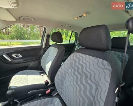 Серый Шкода Фабия, объемом двигателя 1.6 л и пробегом 215 тыс. км за 5599 $, фото 16 на Automoto.ua