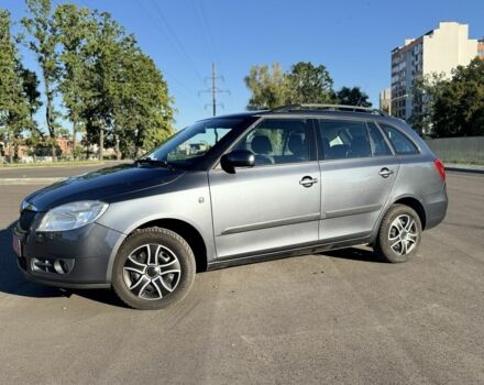 Серый Шкода Фабия, объемом двигателя 1.4 л и пробегом 218 тыс. км за 5800 $, фото 4 на Automoto.ua