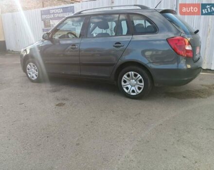 Сірий Шкода Фабія, об'ємом двигуна 1.6 л та пробігом 257 тис. км за 5899 $, фото 11 на Automoto.ua