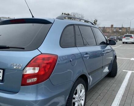 Серый Шкода Фабия, объемом двигателя 1.6 л и пробегом 218 тыс. км за 6300 $, фото 1 на Automoto.ua