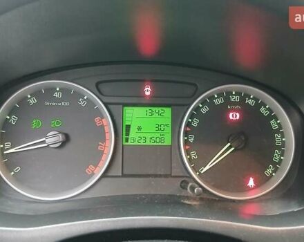 Серый Шкода Фабия, объемом двигателя 1.39 л и пробегом 232 тыс. км за 6500 $, фото 20 на Automoto.ua