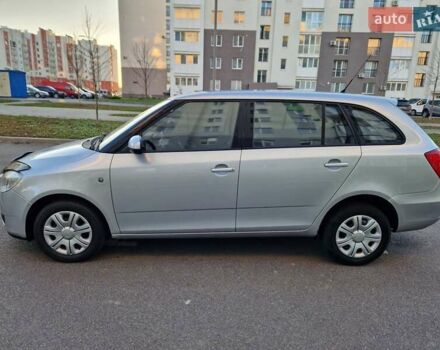 Серый Шкода Фабия, объемом двигателя 1.4 л и пробегом 147 тыс. км за 5600 $, фото 7 на Automoto.ua