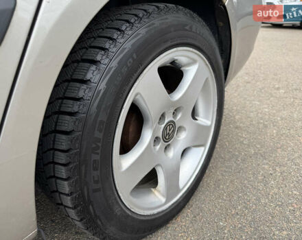 Серый Шкода Фабия, объемом двигателя 1.2 л и пробегом 162 тыс. км за 3990 $, фото 13 на Automoto.ua