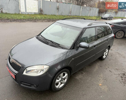 Сірий Шкода Фабія, об'ємом двигуна 1.6 л та пробігом 195 тис. км за 6500 $, фото 10 на Automoto.ua
