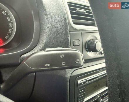 Сірий Шкода Фабія, об'ємом двигуна 1.6 л та пробігом 195 тис. км за 6500 $, фото 27 на Automoto.ua