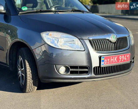Сірий Шкода Фабія, об'ємом двигуна 1.4 л та пробігом 218 тис. км за 5800 $, фото 4 на Automoto.ua