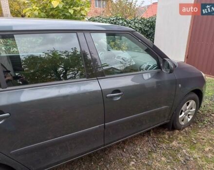 Сірий Шкода Фабія, об'ємом двигуна 1.39 л та пробігом 250 тис. км за 5300 $, фото 8 на Automoto.ua