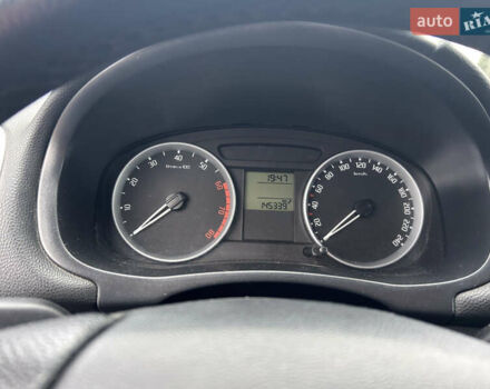 Серый Шкода Фабия, объемом двигателя 1.39 л и пробегом 145 тыс. км за 5200 $, фото 10 на Automoto.ua