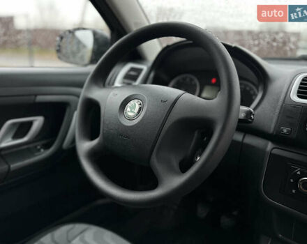 Сірий Шкода Фабія, об'ємом двигуна 1.39 л та пробігом 217 тис. км за 5700 $, фото 46 на Automoto.ua