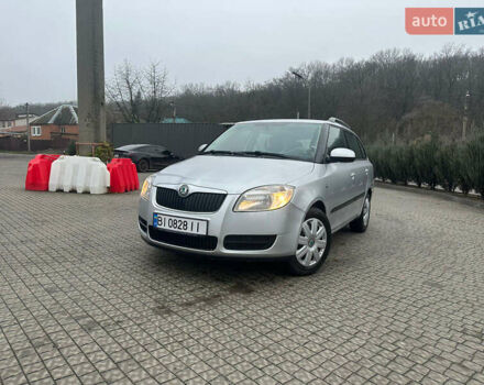 Сірий Шкода Фабія, об'ємом двигуна 1.39 л та пробігом 232 тис. км за 5700 $, фото 1 на Automoto.ua