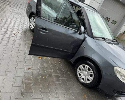 Сірий Шкода Фабія, об'ємом двигуна 1.4 л та пробігом 3 тис. км за 4800 $, фото 3 на Automoto.ua
