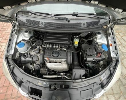 Серый Шкода Фабия, объемом двигателя 1.6 л и пробегом 211 тыс. км за 6800 $, фото 22 на Automoto.ua