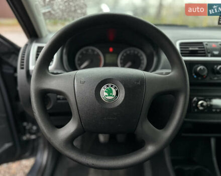 Сірий Шкода Фабія, об'ємом двигуна 1.39 л та пробігом 217 тис. км за 5700 $, фото 25 на Automoto.ua