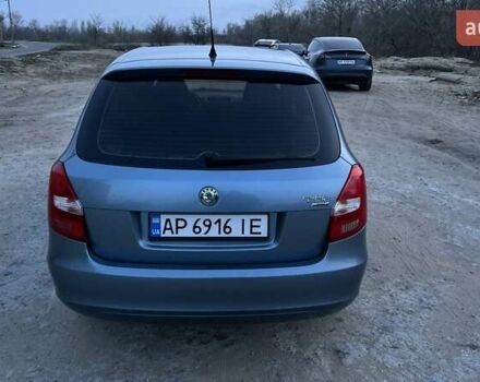 Серый Шкода Фабия, объемом двигателя 1.39 л и пробегом 201 тыс. км за 4500 $, фото 5 на Automoto.ua