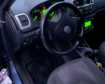 Сірий Шкода Фабія, об'ємом двигуна 1.39 л та пробігом 479 тис. км за 3550 $, фото 5 на Automoto.ua