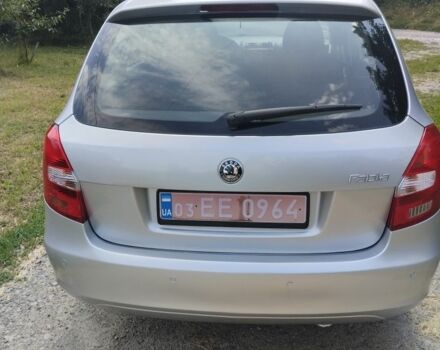 Серый Шкода Фабия, объемом двигателя 0 л и пробегом 220 тыс. км за 5500 $, фото 2 на Automoto.ua