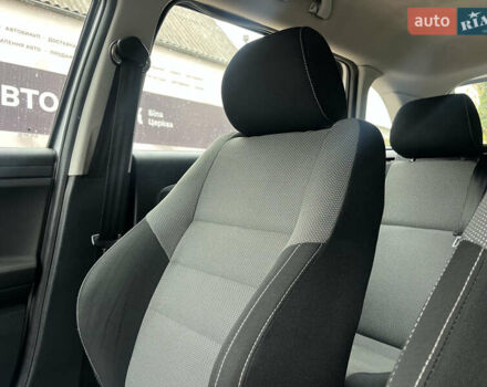 Сірий Шкода Фабія, об'ємом двигуна 1.6 л та пробігом 211 тис. км за 5500 $, фото 16 на Automoto.ua