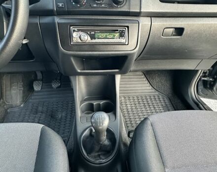 Сірий Шкода Фабія, об'ємом двигуна 1.4 л та пробігом 212 тис. км за 5400 $, фото 13 на Automoto.ua