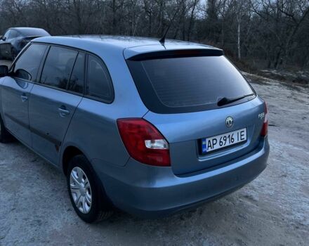 Серый Шкода Фабия, объемом двигателя 1.4 л и пробегом 201 тыс. км за 4500 $, фото 6 на Automoto.ua