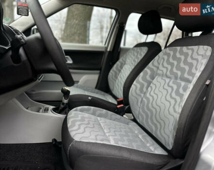 Сірий Шкода Фабія, об'ємом двигуна 1.39 л та пробігом 227 тис. км за 5500 $, фото 21 на Automoto.ua