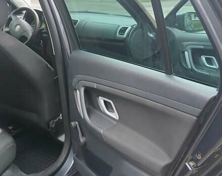 Серый Шкода Фабия, объемом двигателя 1.39 л и пробегом 232 тыс. км за 6500 $, фото 8 на Automoto.ua