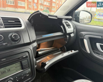 Сірий Шкода Фабія, об'ємом двигуна 1.6 л та пробігом 195 тис. км за 6500 $, фото 29 на Automoto.ua