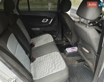 Сірий Шкода Фабія, об'ємом двигуна 1.9 л та пробігом 410 тис. км за 4900 $, фото 9 на Automoto.ua