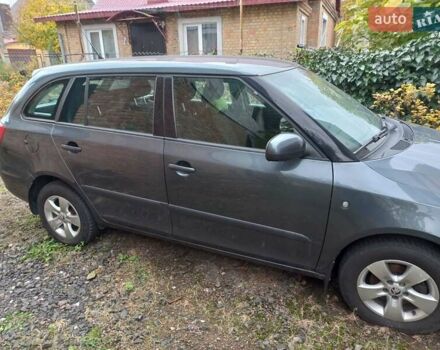 Сірий Шкода Фабія, об'ємом двигуна 1.39 л та пробігом 250 тис. км за 5300 $, фото 5 на Automoto.ua