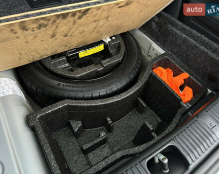 Серый Шкода Фабия, объемом двигателя 1.39 л и пробегом 224 тыс. км за 5800 $, фото 39 на Automoto.ua