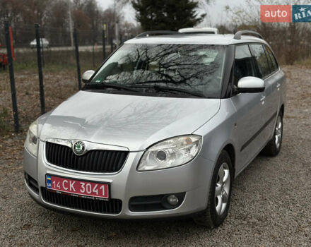 Серый Шкода Фабия, объемом двигателя 1.39 л и пробегом 224 тыс. км за 5800 $, фото 5 на Automoto.ua