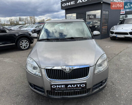 Серый Шкода Фабия, объемом двигателя 1.2 л и пробегом 162 тыс. км за 3990 $, фото 2 на Automoto.ua