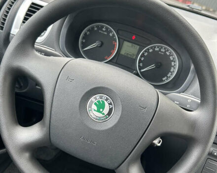 Серый Шкода Фабия, объемом двигателя 0 л и пробегом 230 тыс. км за 5499 $, фото 25 на Automoto.ua